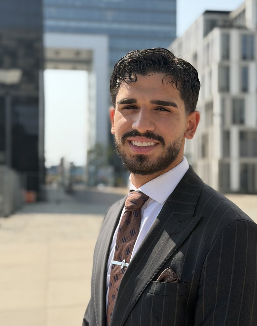 Serhad Mendekli, Immobilienmakler und Baufinanzierer bei Highseller Immobilien & Finanzen in Köln